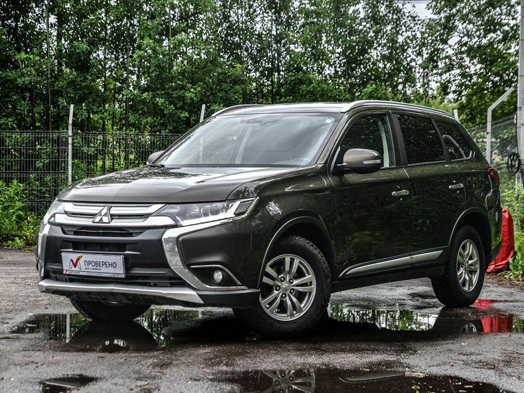Mitsubishi Outlander 2018 года, 323 956 км - вид 1