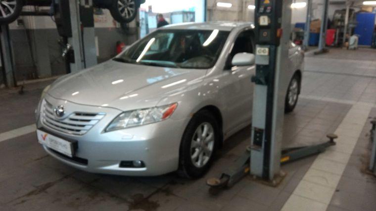 Toyota Camry 2008 года, 321 350 км - вид 1