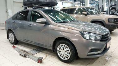 ВАЗ (LADA) Vesta 2018 года, 98 410 км - вид 2