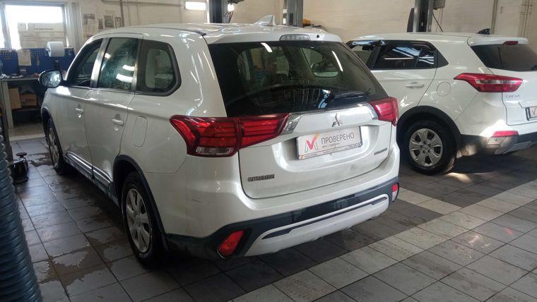 Mitsubishi Outlander, 2019 - вид 1