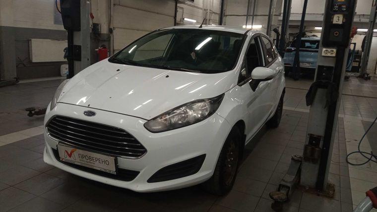 Ford Fiesta 2015 года, 307 538 км - вид 1