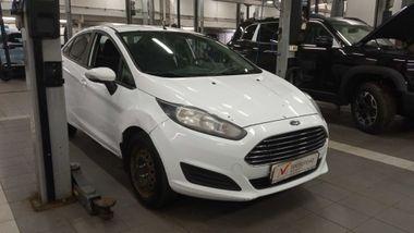 Ford Fiesta 2015 года, 307 538 км - вид 2