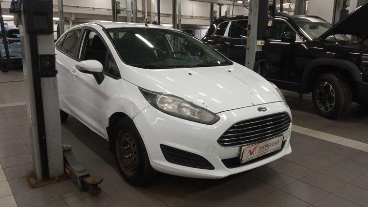 Ford Fiesta 2015 года, 307 538 км - вид 2