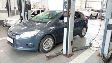 Ford Focus 2012 года, 151 964 км - вид 1