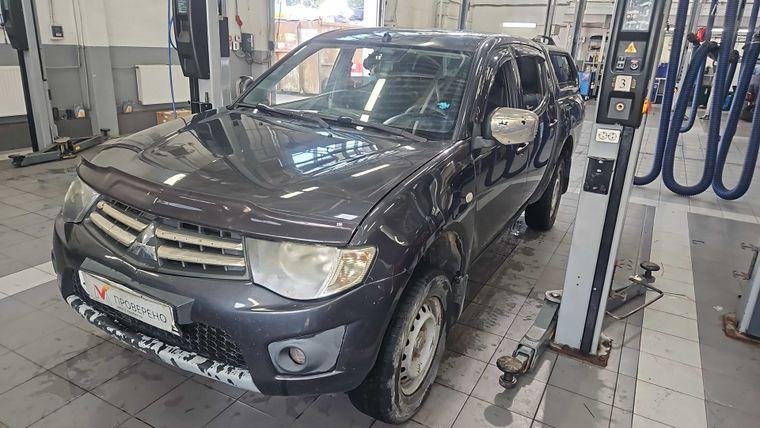 Mitsubishi L200, 2012