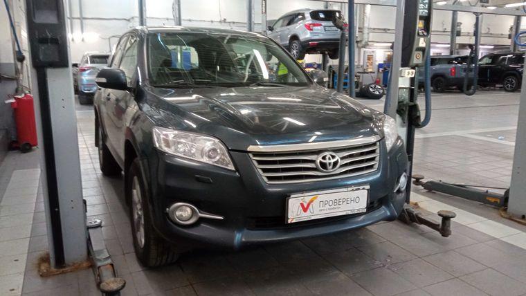 Toyota RAV4 2010 года, 264 608 км - вид 2
