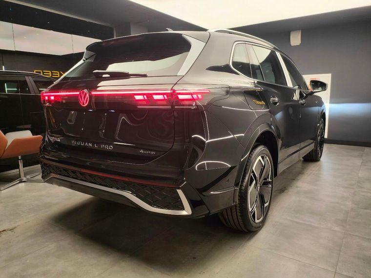 Volkswagen Tiguan L, 2024 - вид 3