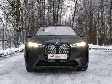 BMW iX 2021 года, 72 305 км - вид 2