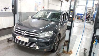 Volkswagen Touareg 2014 года, 461 086 км - вид 1