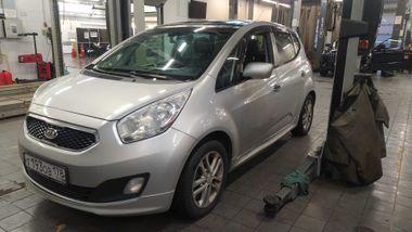 Kia Venga 2012 года, 159 689 км - вид 1