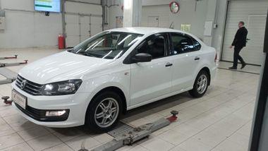 Volkswagen Polo 2016 года, 51 947 км - вид 1