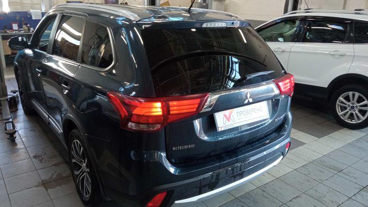 Mitsubishi Outlander, 2016 - вид 3