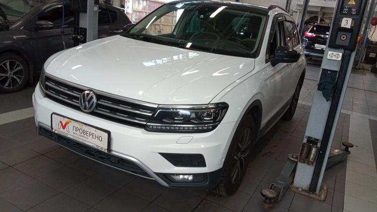 Volkswagen Tiguan 2019 года, 69 192 км - вид 1