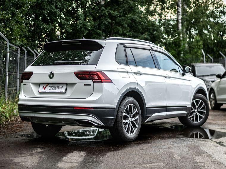 Volkswagen Tiguan,  - вид 1