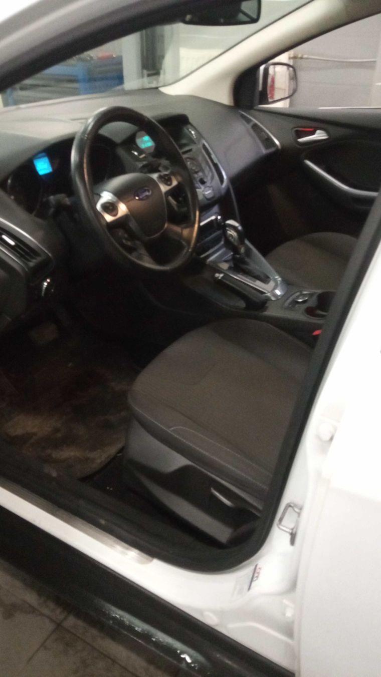 Ford Focus,  - вид 4