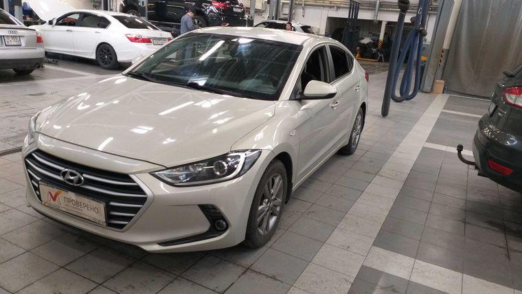 Hyundai Elantra, 2017