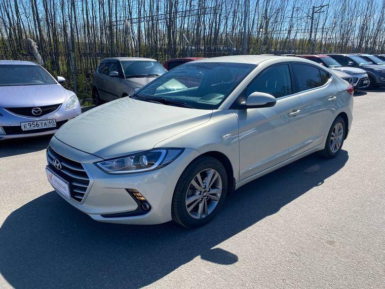 Hyundai Elantra, 2017