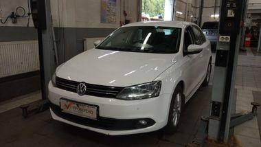 Volkswagen Jetta 2013 года, 143 159 км - вид 1