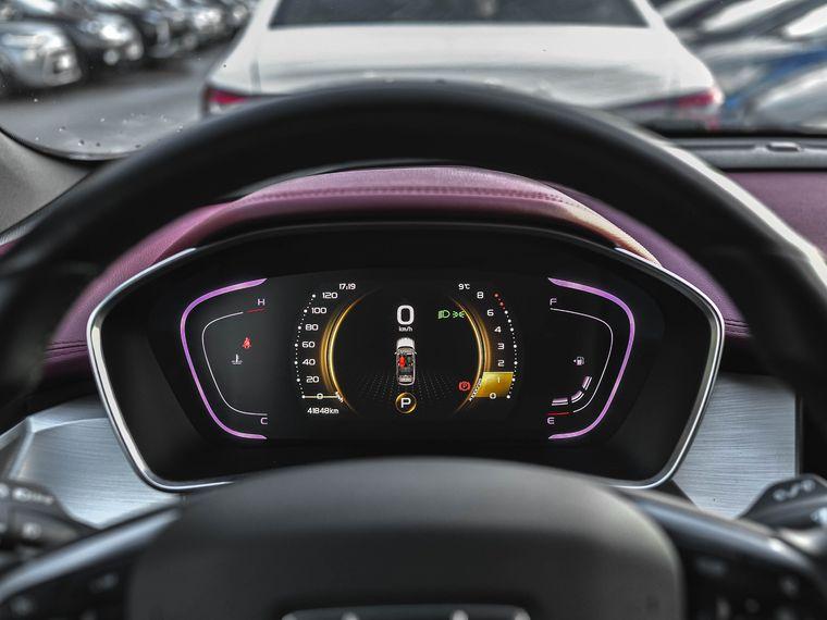 Geely Coolray,  - вид 4