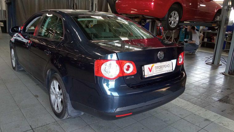 Volkswagen Jetta, 2009 - вид 3