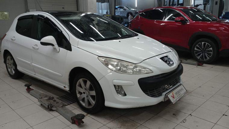 Peugeot 308,  - вид 1
