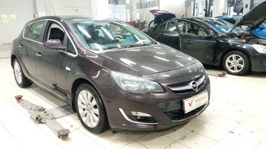 Opel Astra 2013 года, 128 429 км - вид 2