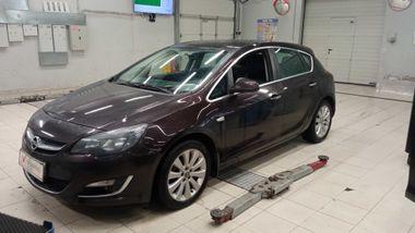Opel Astra 2013 года, 128 429 км - вид 1