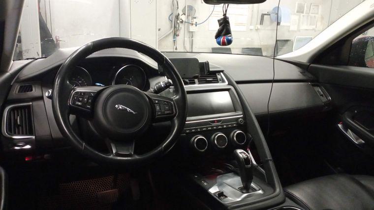 Jaguar E-Pace, 2018 - вид 4