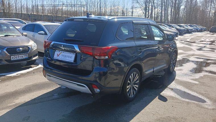 Mitsubishi Outlander, 2020 - вид 3