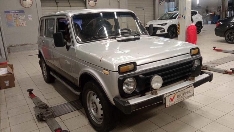 ВАЗ (LADA) 4x4 (Нива) 2006 года, 153 264 км - вид 2