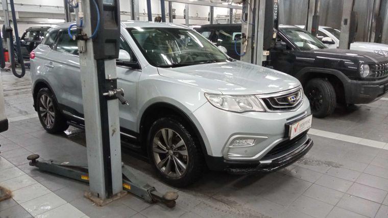 Geely Atlas 2018 года, 70 000 км - вид 2