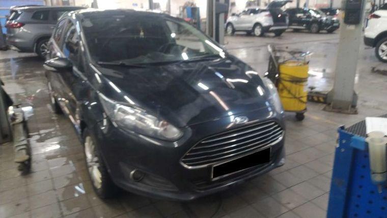 Ford Fiesta 2018 года, 233 557 км - вид 2