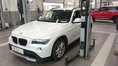 BMW X1 2010 года, 284 205 км - вид 1