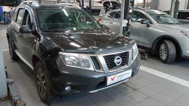 Nissan Terrano 2015 года, 180 822 км - вид 2