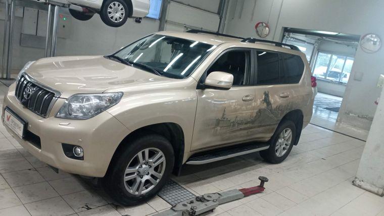 Toyota Land Cruiser Prado, 2013