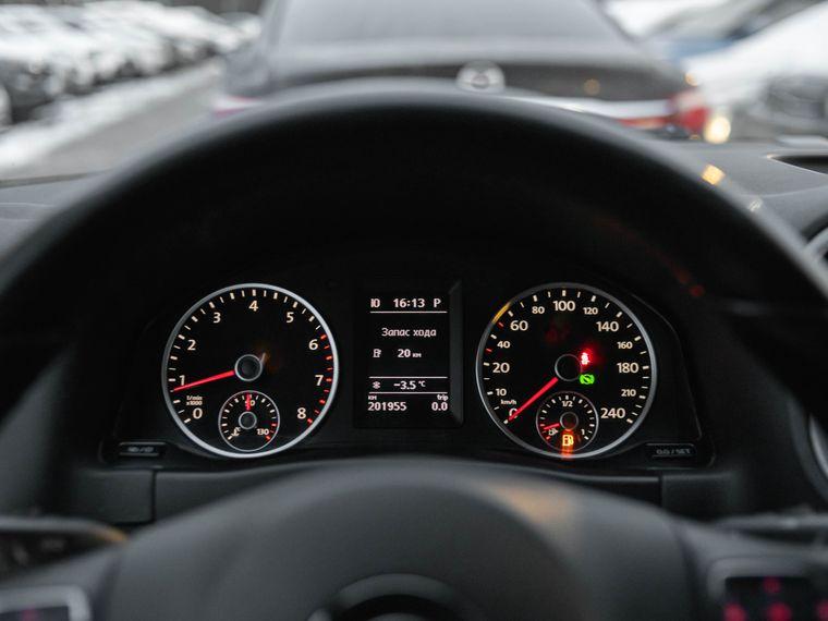 Volkswagen Tiguan,  - вид 4