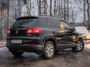 Volkswagen Tiguan 2013 года, 201 673 км - вид 2