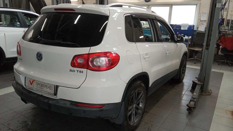 Volkswagen Tiguan, 2010 - вид 2