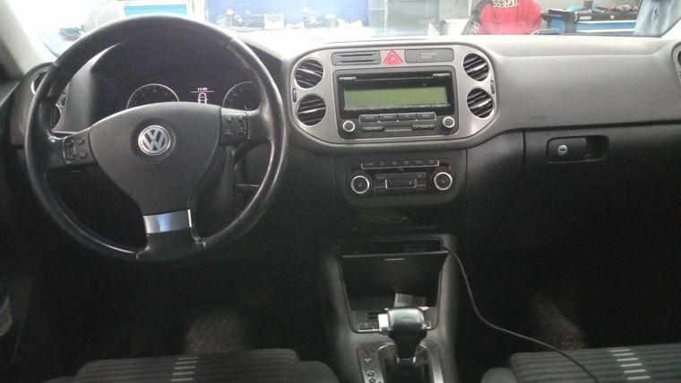 Volkswagen Tiguan, 2010 - вид 4