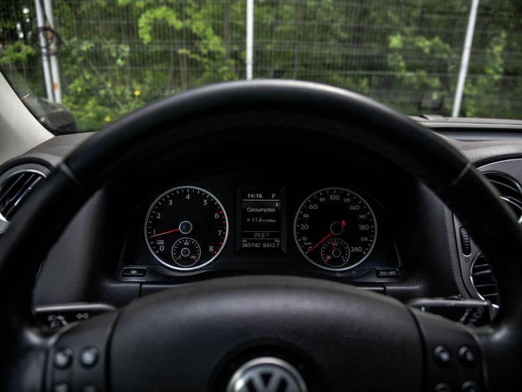 Volkswagen Tiguan, 2010 - вид 4