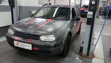Volkswagen Golf 1998 года, 300 585 км - вид 1
