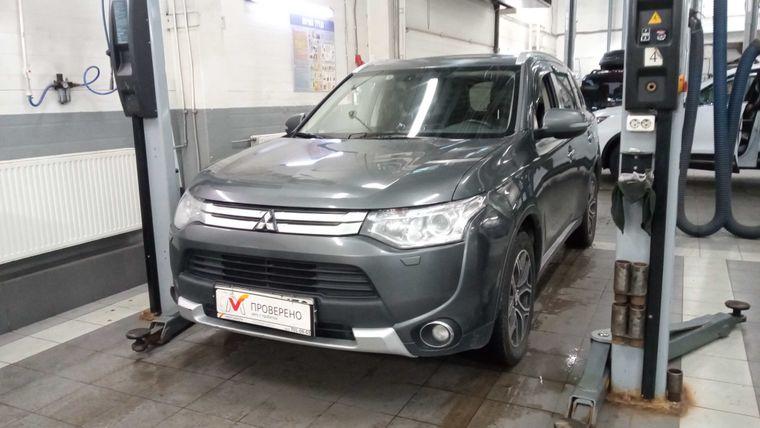 Mitsubishi Outlander 2014 года, 166 390 км - вид 1