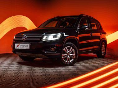Volkswagen Tiguan 2015 года, 100 910 км - вид 1