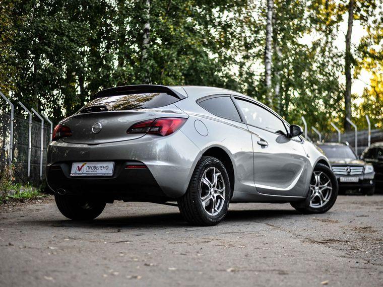 Opel Astra GTC,  - вид 1
