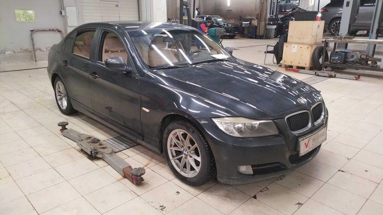 BMW 3 серия 2009 года, 253 512 км - вид 2