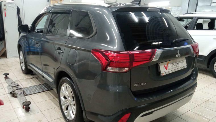 Mitsubishi Outlander,  - вид 3