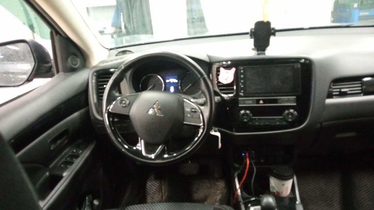 Mitsubishi Outlander,  - вид 4
