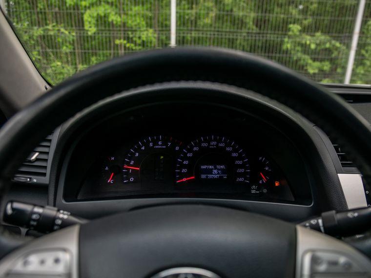 Toyota Camry,  - вид 4