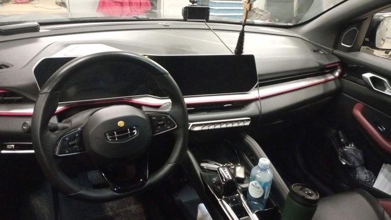 Geely Coolray,  - вид 4