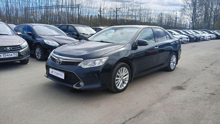 Toyota Camry, 2015